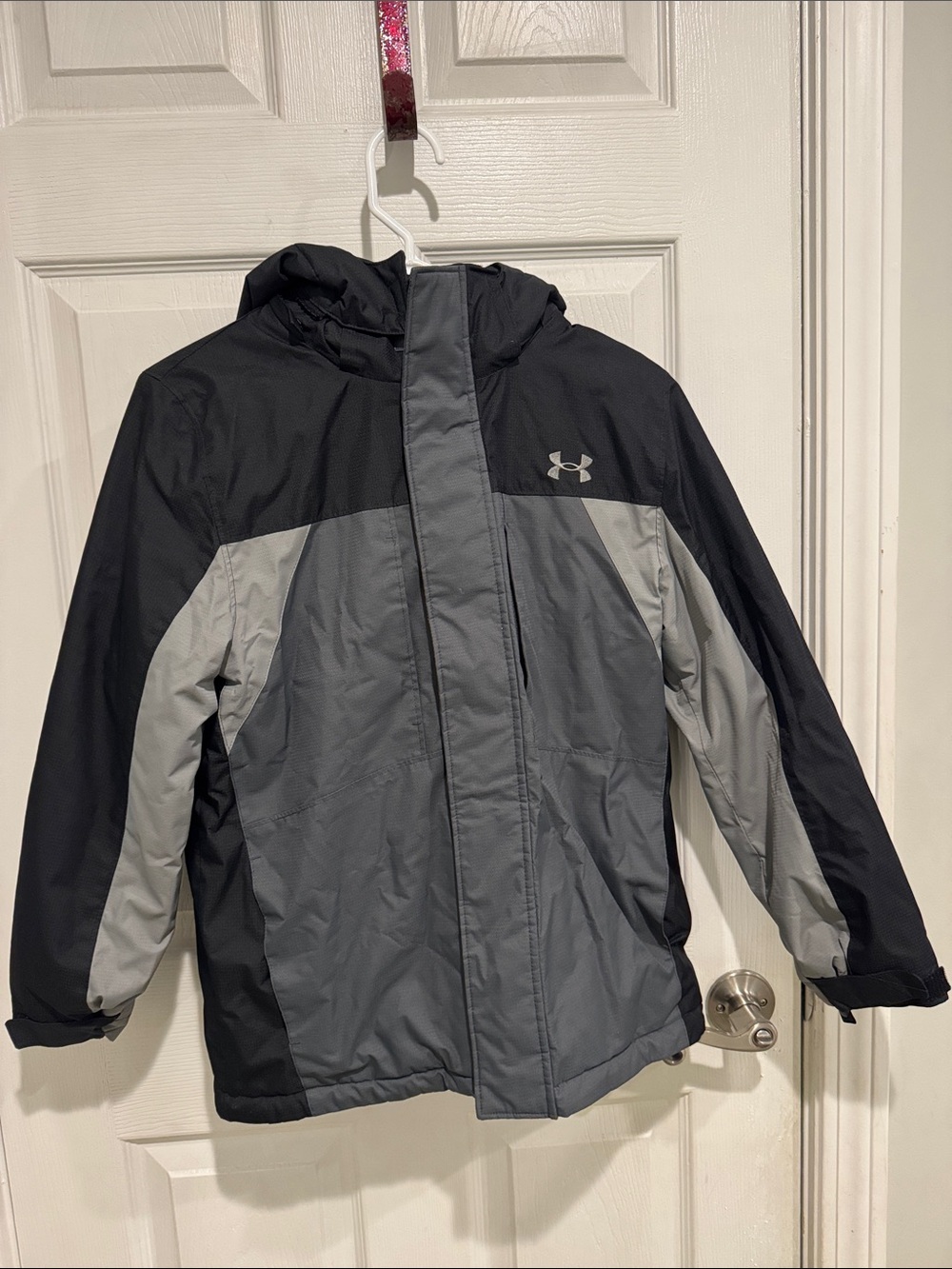 Under Armour Kids Black & Gray Hooded Puffer Jacket with detachable hood